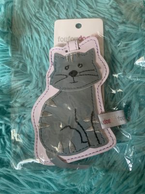 grey cat luggage tag