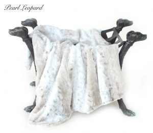 luxe collection blanket pearl leopard