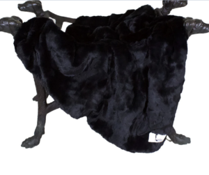Bella Dog Blankets in black